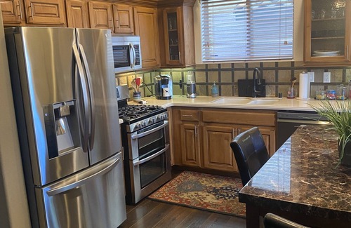 Enterprise Casa | Beautifully Furnished Home 5 miles from Allegiant Stadium/ Strip