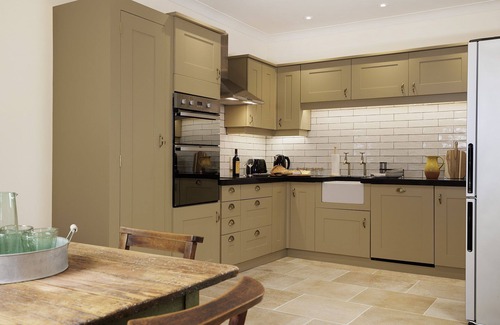 Broadwell Cabaña | Beautifully presented dog friendly - The Coach House at Broadwell Manor