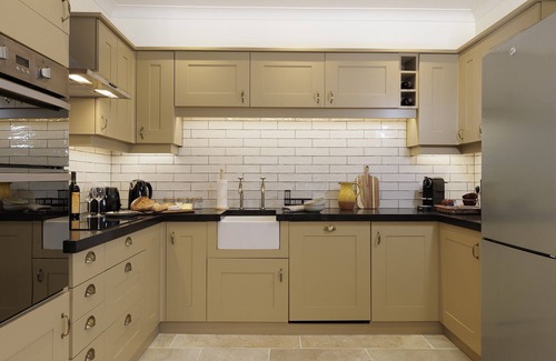 Broadwell Cabaña | Beautifully presented dog friendly - The Coach House at Broadwell Manor
