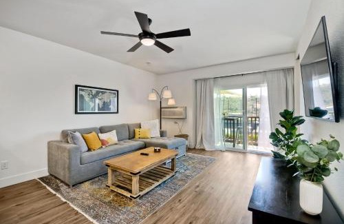 Carlsbad Casa | Beautifully Remodeled - Private Balcony - Pool View - BBQ Access - Gated Reserved Parking
