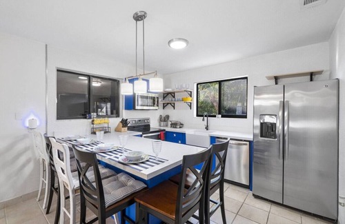 Key Largo Apartamento | Beautifully remodeled home with pool & much more!