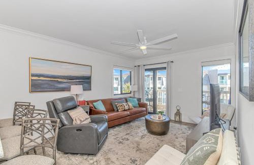 Myrtle Beach Casa | Beautifully Renovated 2 BR. Condo On The Golden Mile-Stunning Ocean Views-Ocean Forest Villas A-305