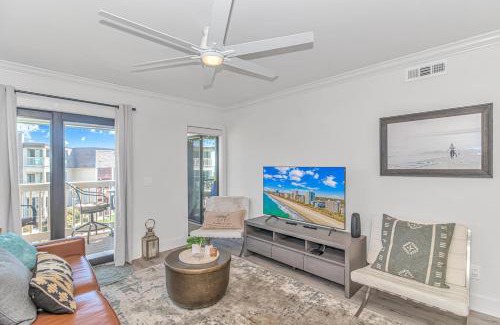 Myrtle Beach Casa | Beautifully Renovated 2 BR. Condo On The Golden Mile-Stunning Ocean Views-Ocean Forest Villas A-305