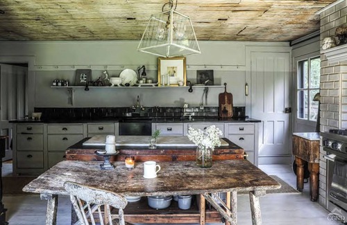 Wingdale Casa | Beautifully restored 1822 Farmhouse, as seen in Better Homes & Gardens Magazine