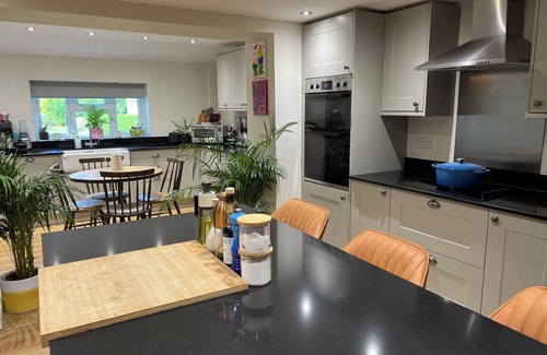 Holworth Otro | Beautifully restored Grade II listed house, nestled in a picturesque village!
