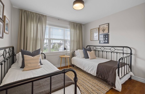 Stratford Casa | Beautifully styled, large home just minutes to downtown.