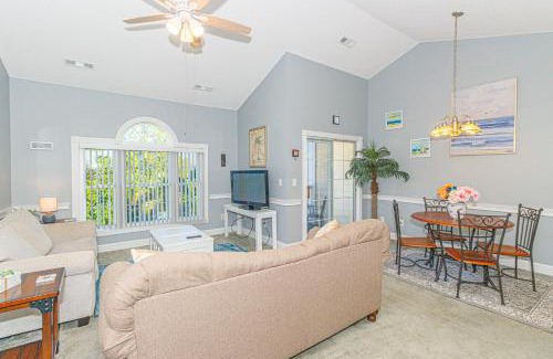 Myrtle Beach Casa | Beautifully Updated Top Floor 1 Bedroom Condo - Riverwalk at Arrowhead Country Club - Unit 302