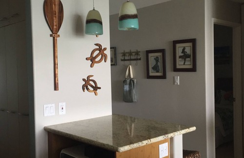 Maalaea Condominio | Bellamente actualizado, frente a la playa, planta baja ... ¡Vacaciones de ensueño!