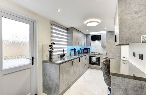 Newhaven Apartamento | Beauty Close to Coast, Stunning interior, central.