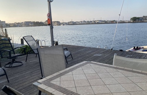 Ortley Beach Casa | Beauty On The Bay - Bring Your Boat!