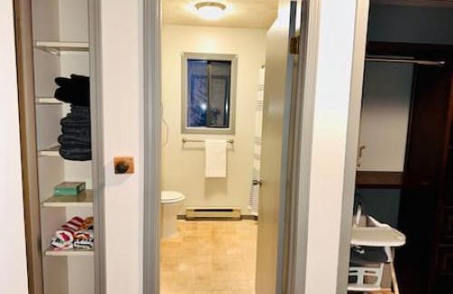Mount Pocahontas Casa | Beavers Bunkhouse spacious home with hot tub