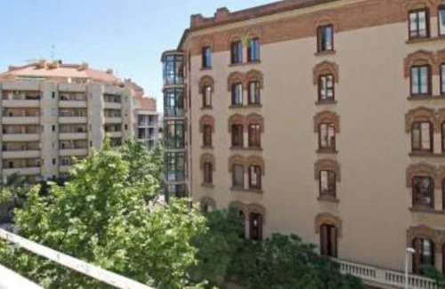 El Baix Guinardo Apartamento | BeBarceloner Eixample Apartments - 4 bedrooms