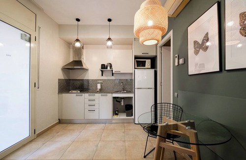 Sants-Badal Apartamento | BeBarceloner Sants Studios