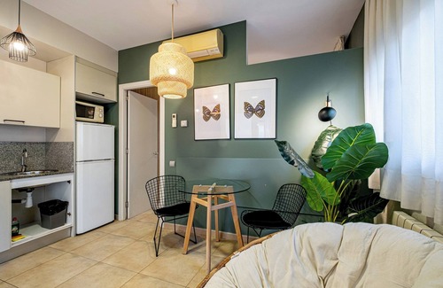 Sants-Badal Apartamento | BeBarceloner Sants Studios