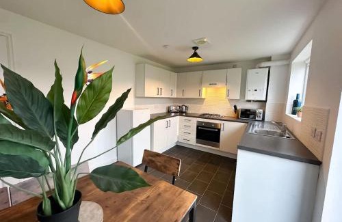 Middlesbrough Casa | Beck House by Blue Skies Stays