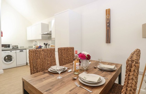 Foxley Cabaña | BECK VIEW, family friendly, with open fire in Lenwade