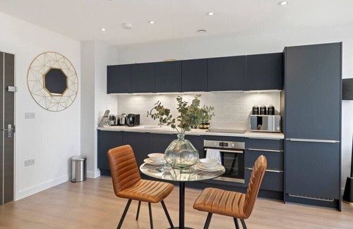 Clock House Apartamento | Beckenham Beauty: Modern 1-Bedroom Abode