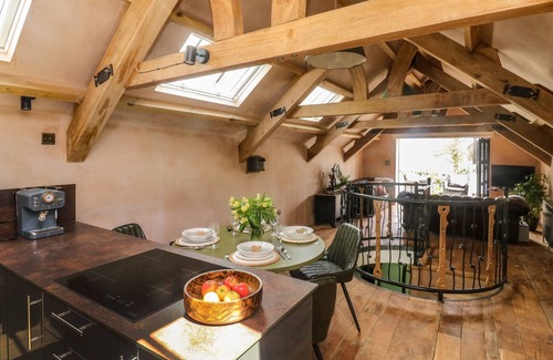 Okehampton Cabaña | BECKET'S BARN, family friendly, character holiday cottage in Northlew