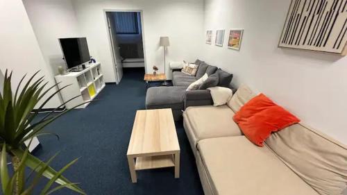 Echarding Apartamento | BeckHomes- new, unique apartment for 16 people