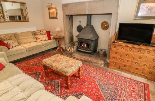 Carnforth Casa | Beckside Cottage