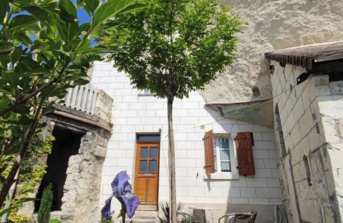 Bourre Apartamento | Become real troglodytes for the duration of your stay