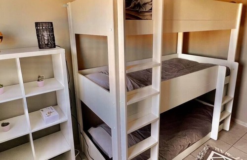 Leuze-en-Hainaut Apartamento | Becosy Appartement 6 Pers 2 Chambres à Leuze