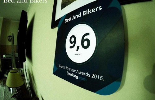 Riano Cama Y Desayuno | Bed And Bikers