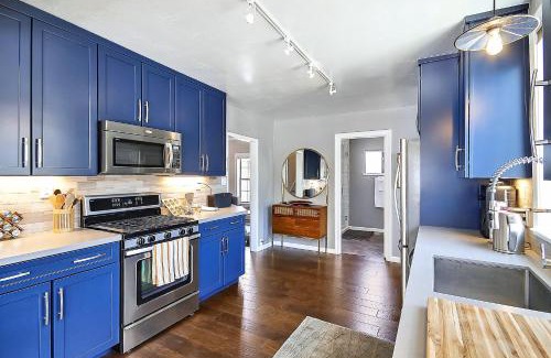Guerneville Casa | Bed and Biscuit