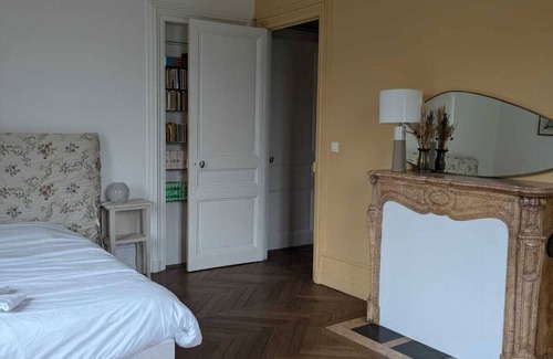 Saint-Aubin-Epinay Cama Y Desayuno | Bed and breakfast - small castle in the countryside