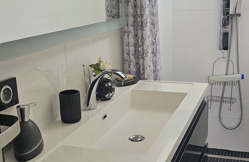Aulnay-sous-Bois Cama Y Desayuno | Bed & breakfast
