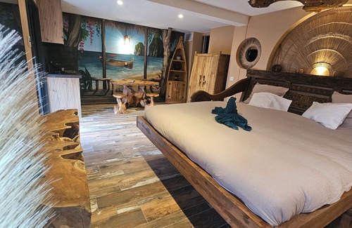 Besse-sur-Issole Cama Y Desayuno | Bed and breakfast Lotus bay