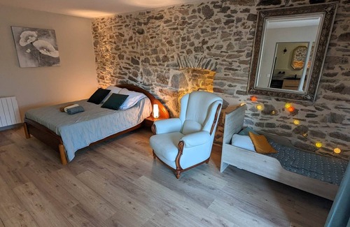 Bagnac-sur-Cele Cama Y Desayuno | A charming, comfortable residence full of character!