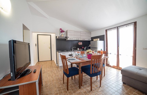 Montecastrilli Cama Y Desayuno | Alojamiento y desayuno 'Dolce Alba' con jardín privado, Wi-Fi y aire acondicionado