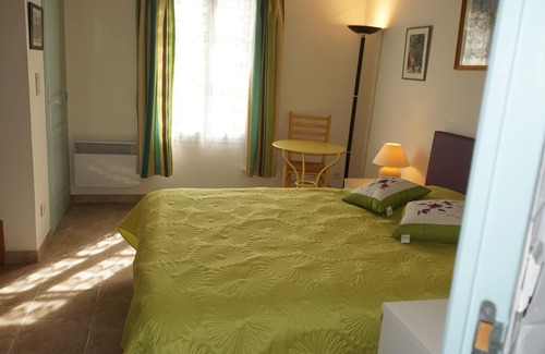 Vedene Hotel | CAMA Y DESAYUNO A 10 MINUTOS DE AVIGNON