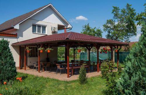 Tasnad Cama Y Desayuno | Bed & Breakfast ∙ 3 huéspedes