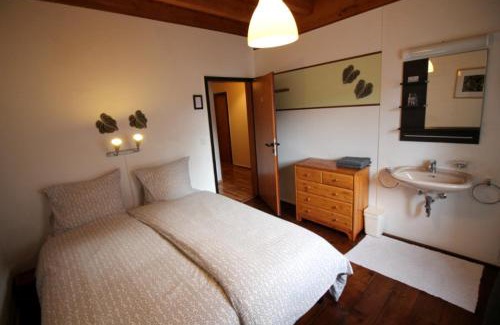 Heek Cama Y Desayuno | Bed and Breakfast Am Schwatten Berg