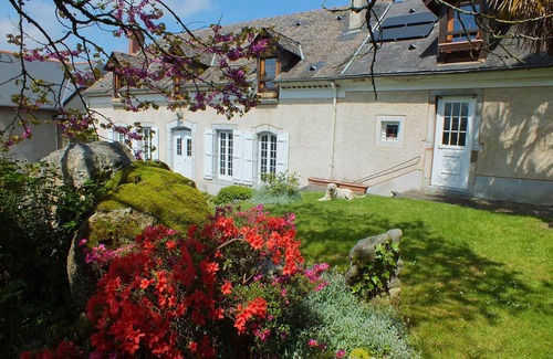 Loubajac Casa | Bed and breakfast en la granja, Lourdes, Pirineos, ANOUSTA
