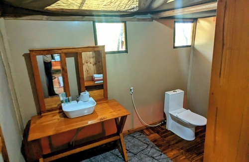 Mikumi Cama Y Desayuno | Bed and Breakfast - Double G Safaris & Camp Mikumi
