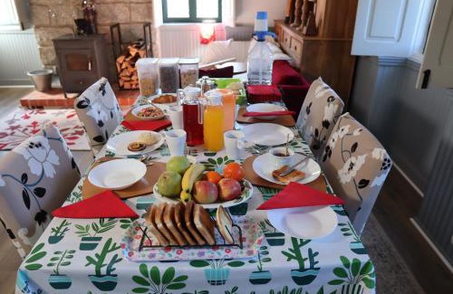 Tabua Casa | Bed and breakfast EXCLUSIVE & Luxury Traditional Portuguese Farmhouse