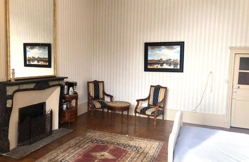 Blot-lʼEglise Otro | Bed and breakfast in the heart of nature at Château de Blot