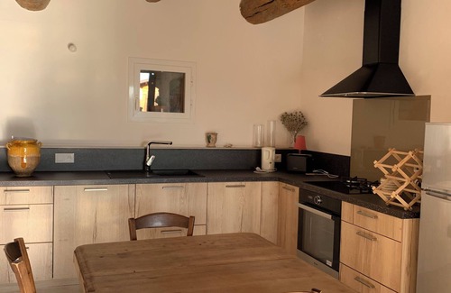 Domessargues Cama Y Desayuno | Bed and breakfast / gîte with SPA (Massages on reservation)