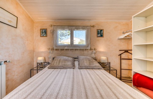 Saint-Drezery Cama Y Desayuno | Bed and Breakfast 'Chez Gaston' with Private Pool, Wi-Fi and Air Conditioning