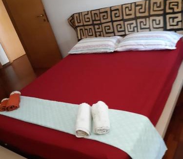 Imola Cama Y Desayuno | bed and breakfast IMOLA