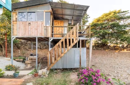 La Cruz Casa | Bed and Breakfast in one Rate
