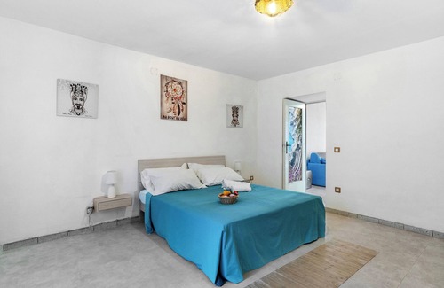 Seiano Cama Y Desayuno | Alojamiento y desayuno 'Camera Catone In Villa Vista Mare' con terraza compartida y Wi-Fi