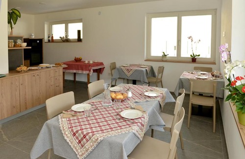 Nave San Rocco Cama Y Desayuno | Bed and Breakfast NAVIS