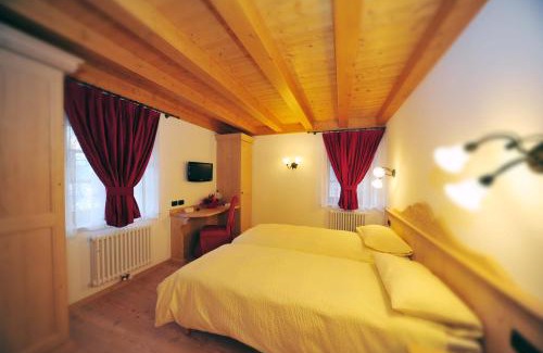 Commezzadura Cama Y Desayuno | Bed and Breakfast Noemi