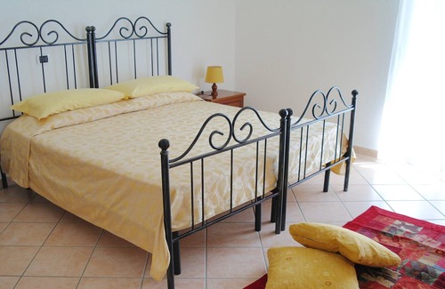 Oliena Cama Y Desayuno | Bed and Breakfast Oliena