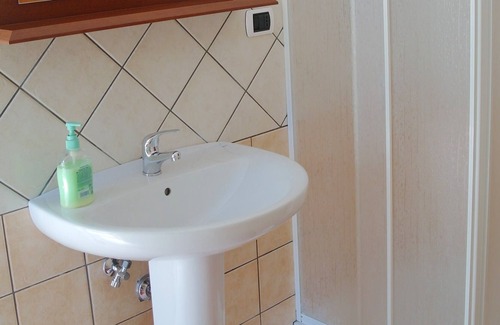 Oliena Cama Y Desayuno | Bed and Breakfast Oliena