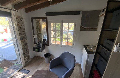 Quartier des Espesses Cama Y Desayuno | Bed and Breakfast 'Vert' with Shared Pool, Wi-Fi and Air Conditioning